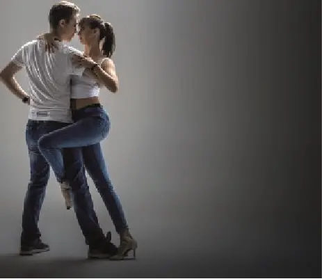 CLASES DE KIZOMBA